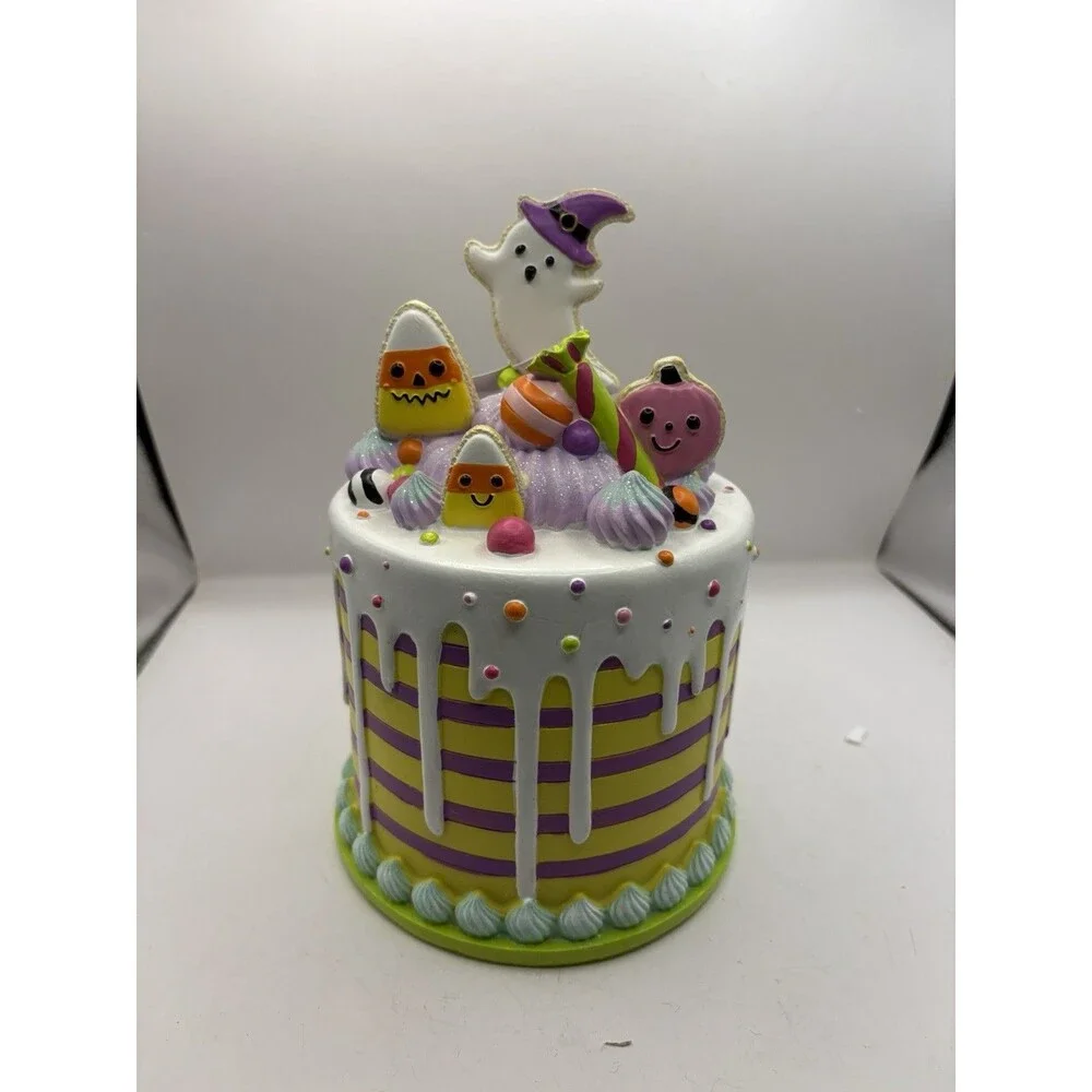 December Diamonds HALLOWEEN CAKE Ghosts Cookies Ghost Pumpkins NEW BOXED 8” NIB
